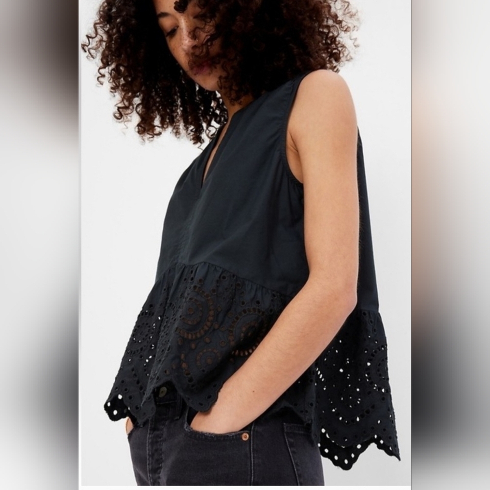 Gap Peplum Eyelet Top Blouse Sleeveless Size M - Picture 2 of 8